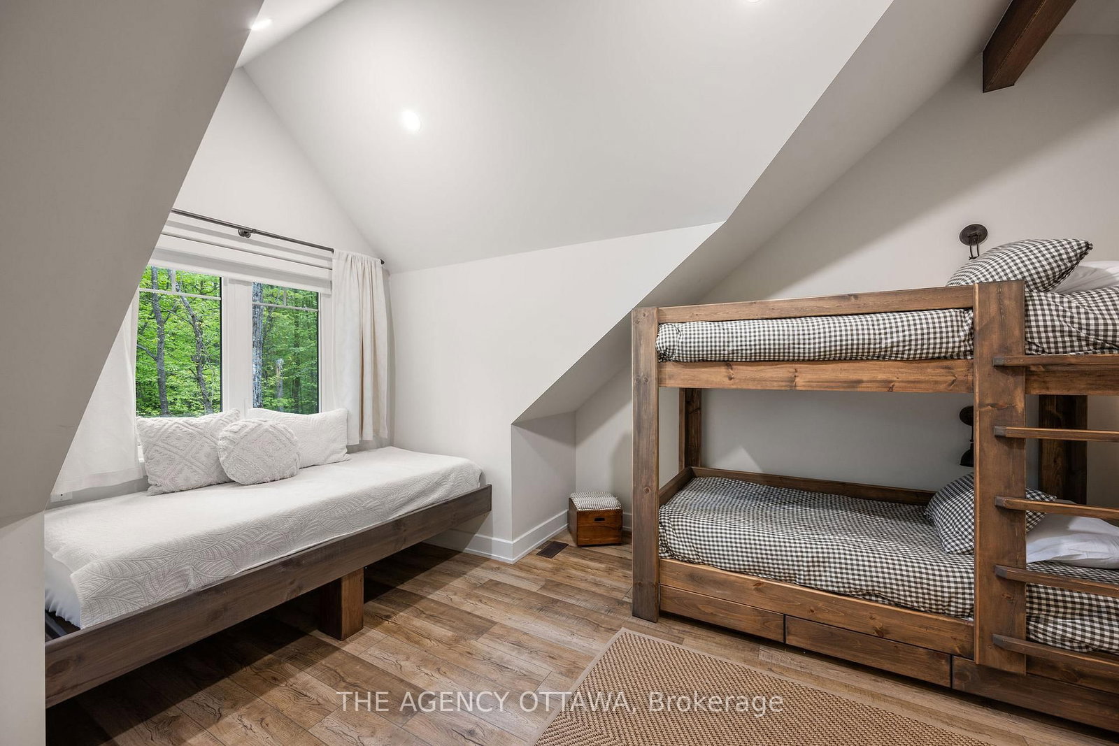 36 Crestview Drive • Calabogie, ON photo 23