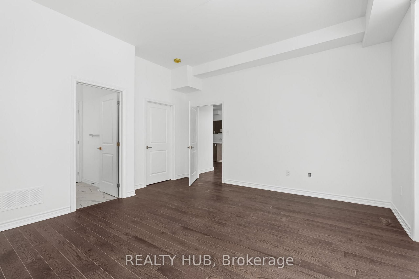 14 TURNBERRY Court - Photo 16