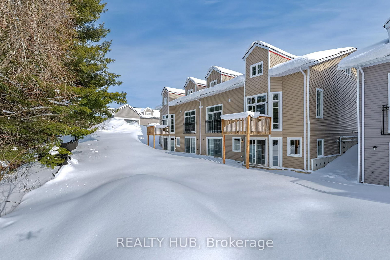 14 TURNBERRY Court - Photo 32