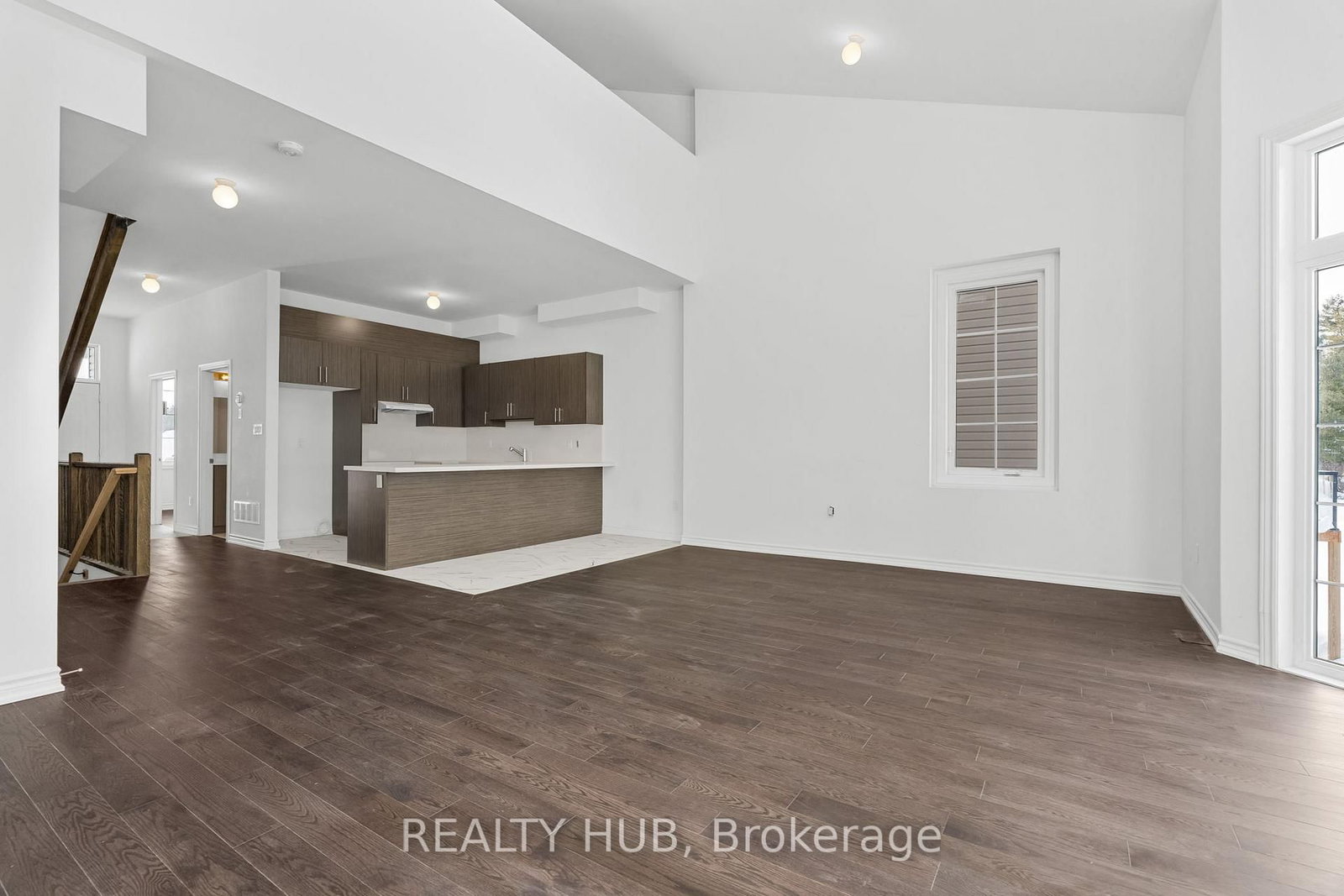 14 TURNBERRY Court - Photo 8