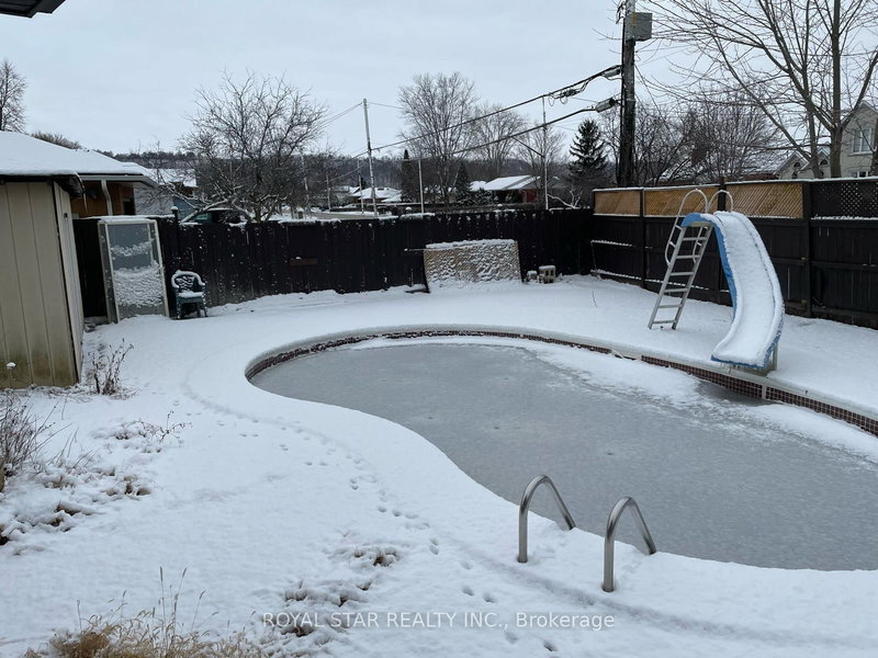 Main - 1024 Barton St, Hamilton, L8E 5H3 | Image 2