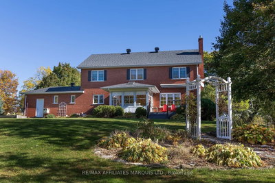 2 Fairholme Drive — photo 6