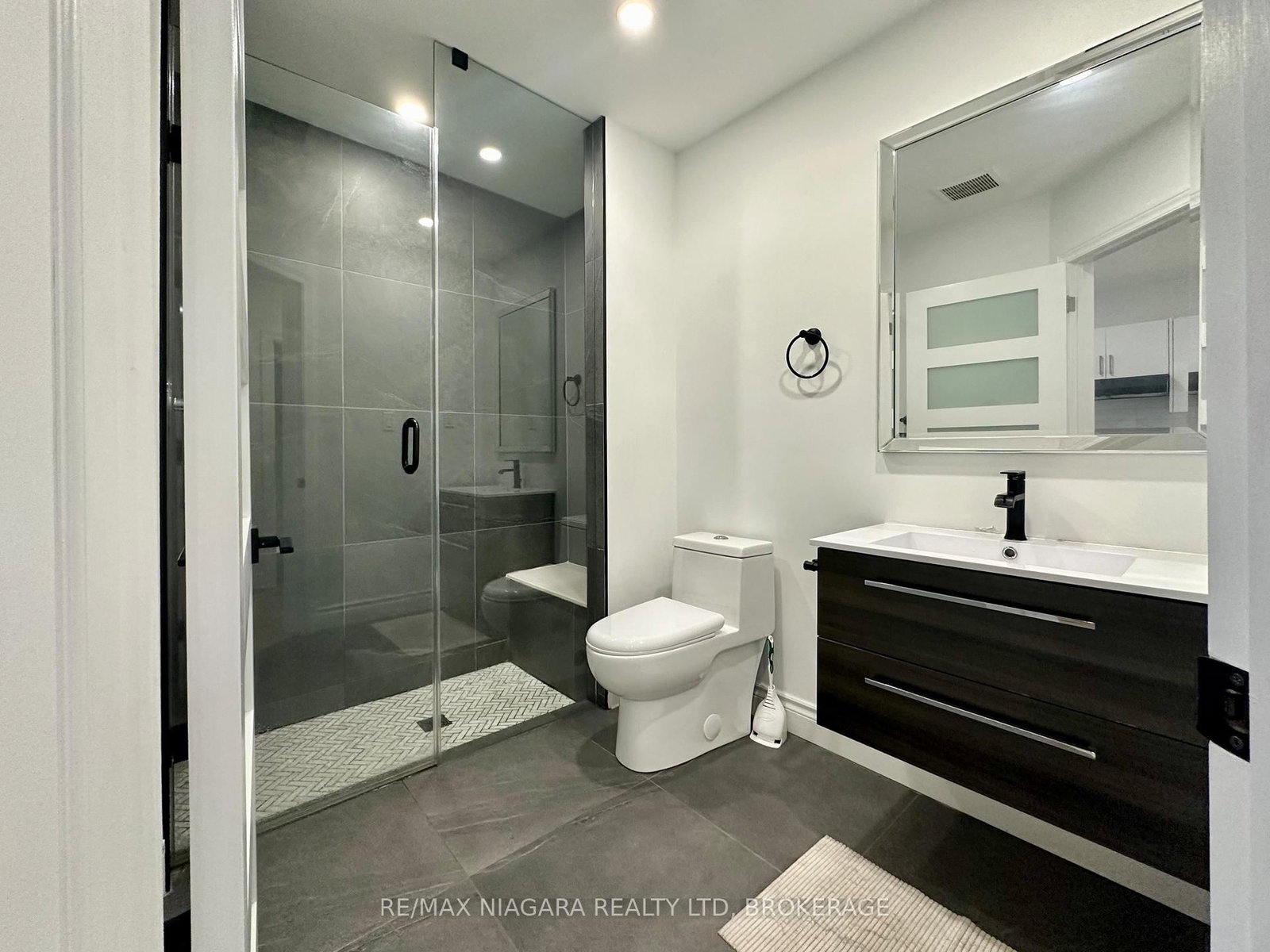 6065 Main Street, Unit 2 - Photo 7