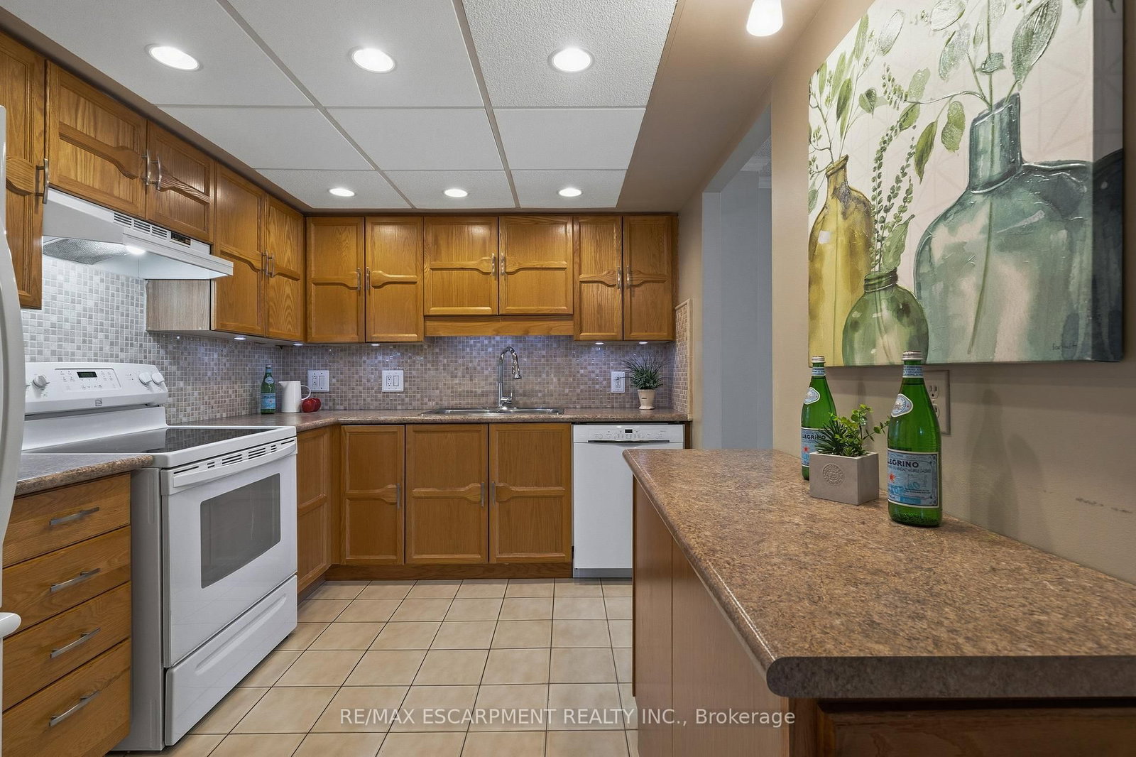 Condo for sale at 306-150 WILSON Street, Hamilton, Ontario, L8R 1E2 - Ancaster - MLS: X12789234