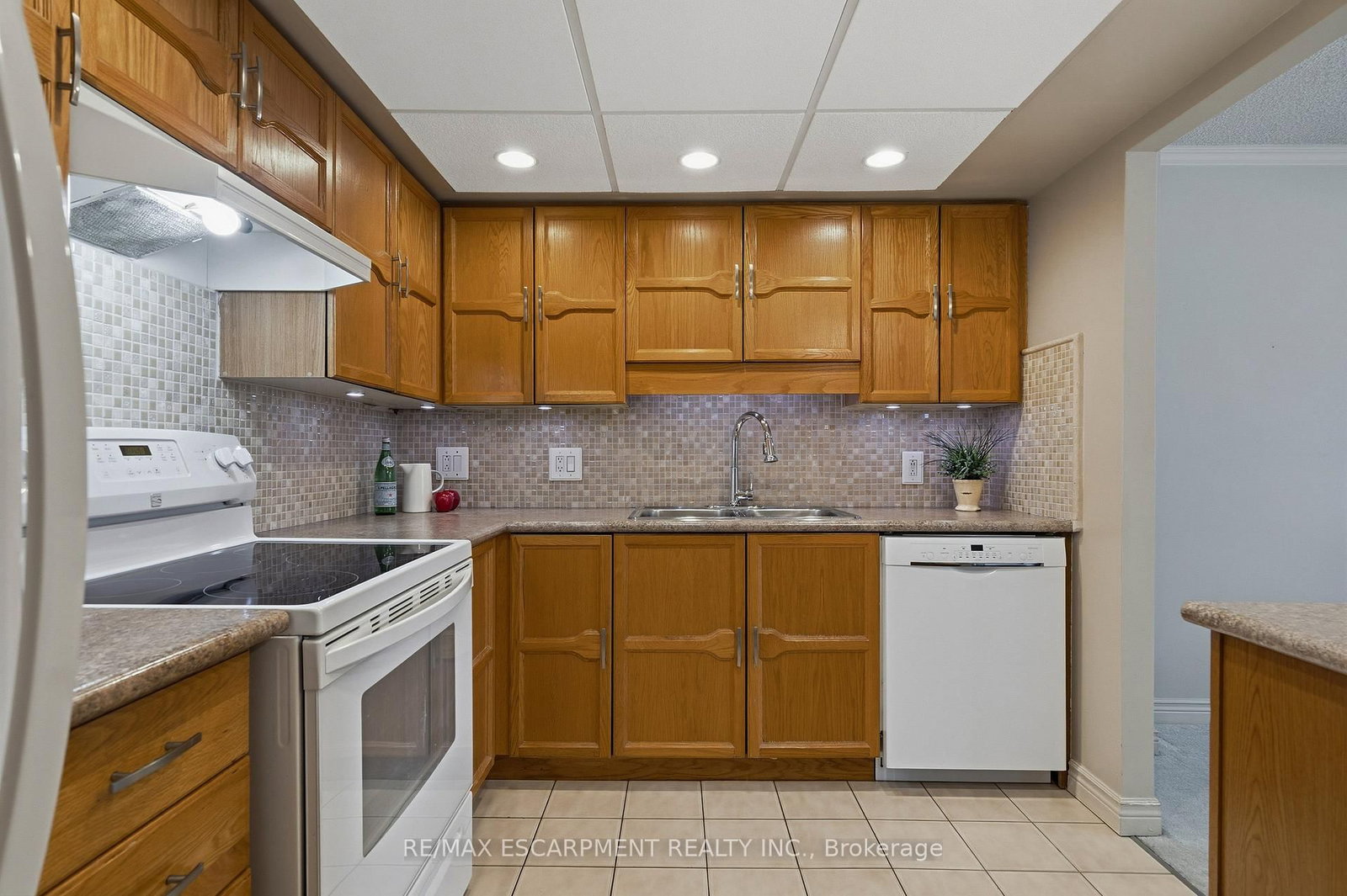 Condo for sale at 306-150 WILSON Street, Hamilton, Ontario, L8R 1E2 - Ancaster - MLS: X12789234