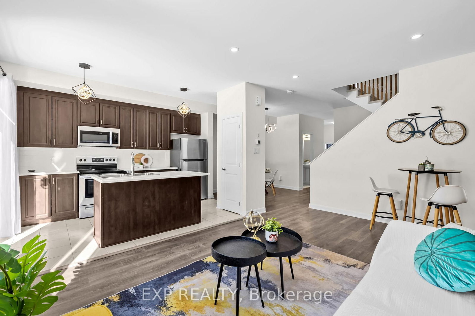 Townhouse for sale at 116 Maynooth Court, Ottawa, Ontario, K2J 6Y4 - Barrhaven - Half Moon Bay - MLS: X12789294