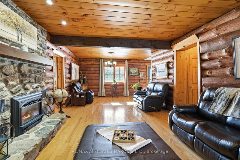 16985 Headline Rd, South Stormont, K0C 1P0 | Image 3