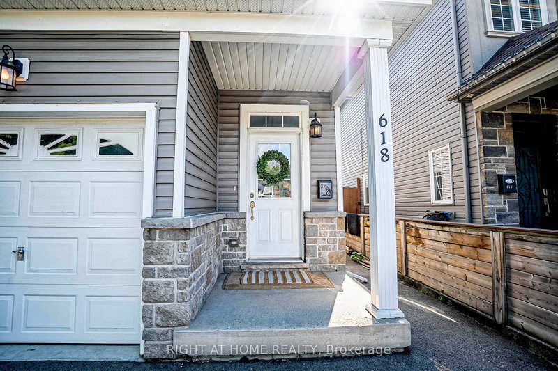 618 Knox Ave, Hamilton, L8H 6K3 | Image 2