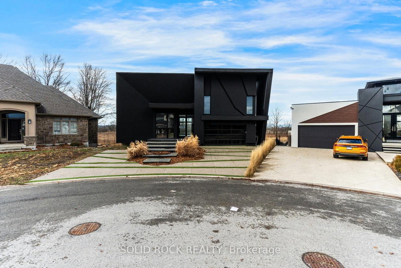 5599 Osprey Ave, Niagara Falls, L2H 0M2 | Image 3