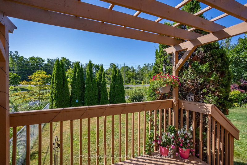 1269 Eagle Cres, Peterborough, K9K 2K6 | Image 3