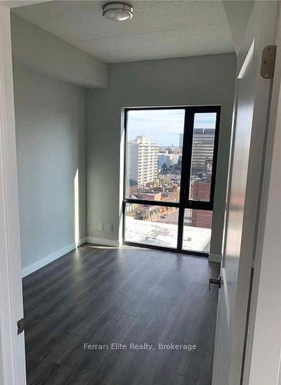 Unit 1114 — 15 Queen Street S — more photos