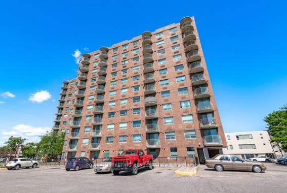 601 - 1440 Heron Road