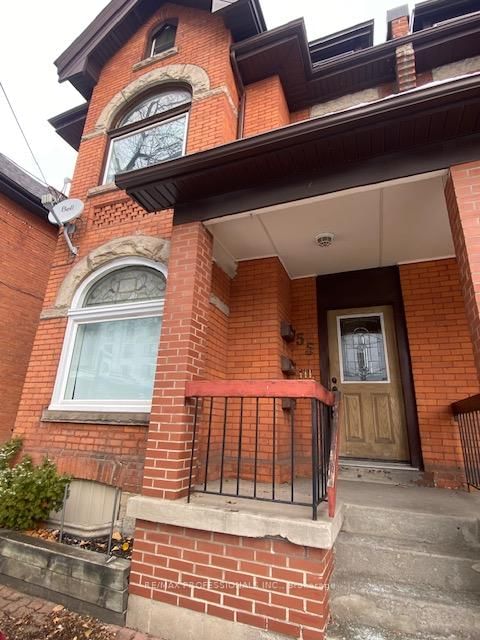 home for lease on Unit 1 - Bedroom #1-55 Young Street