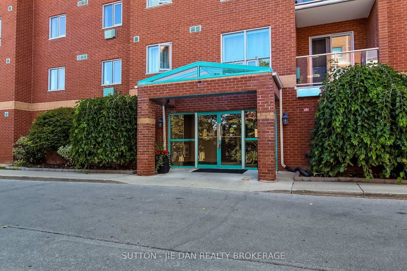 203 - 77 BASELINE Rd W, London South, N6J 1V5 | Image 2