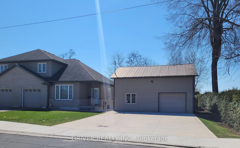 36 Spruce St W, Aylmer, N5H 3J4 | Image 2