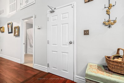 393 Front Street • Belleville, ON photo 4
