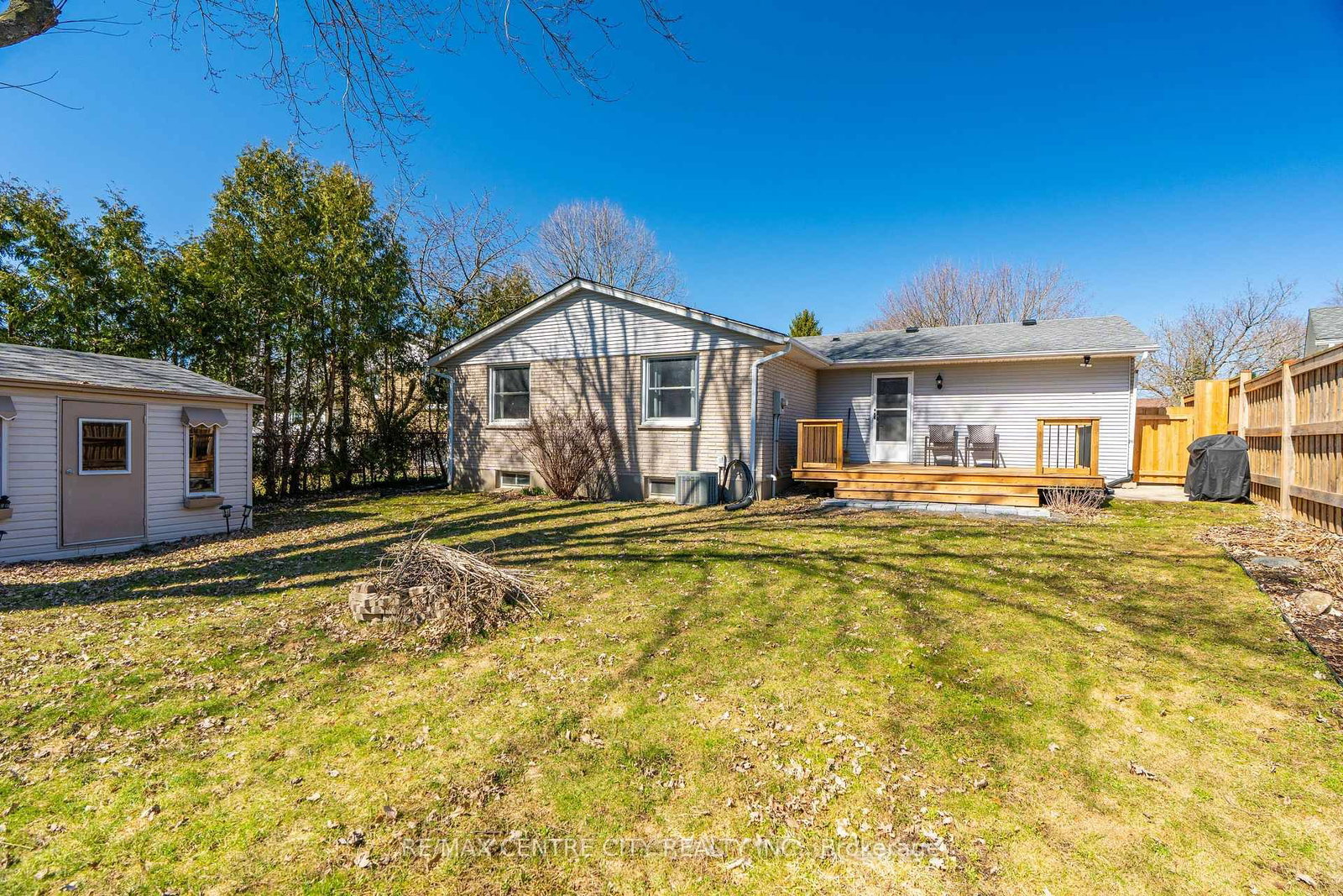 Detached House for sale at 1102 Prince Philip Drive, London North, Ontario, N6H 4E5 - North M - MLS: X12792554