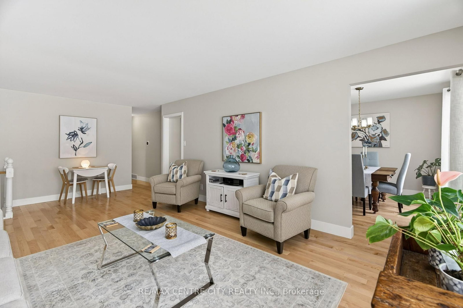 Detached House for sale at 1102 Prince Philip Drive, London North, Ontario, N6H 4E5 - North M - MLS: X12792554