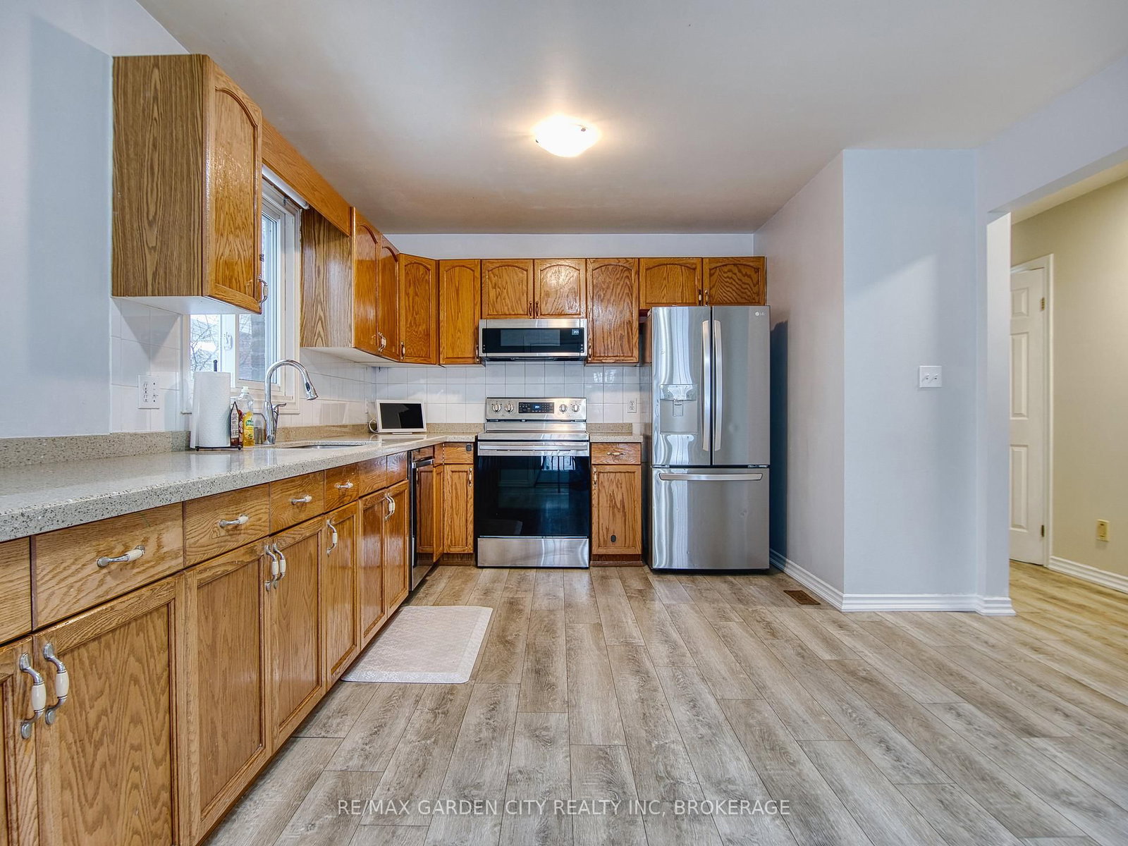 Detached House for sale at 51 Huntington Lane, St. Catharines, Ontario, L2S 3R5 - Grapeview - MLS: X12792640