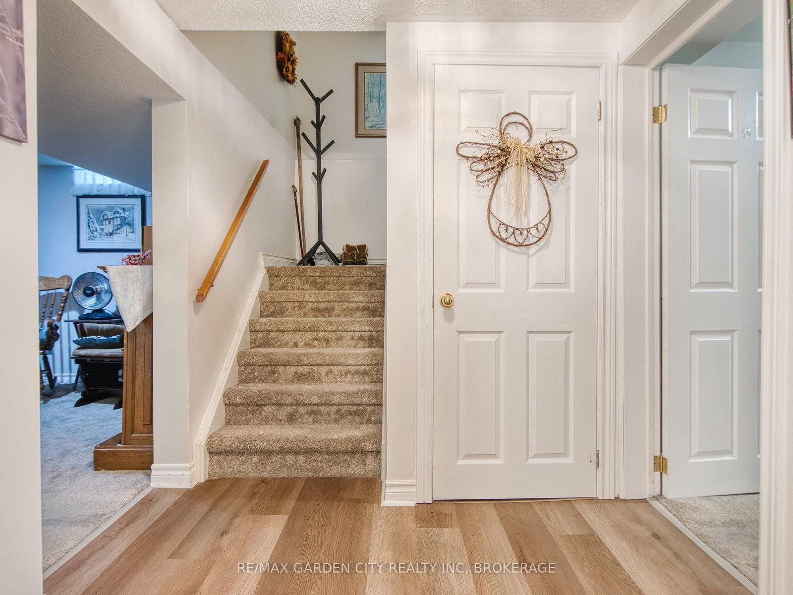 Detached House for sale at 51 Huntington Lane, St. Catharines, Ontario, L2S 3R5 - Grapeview - MLS: X12792640