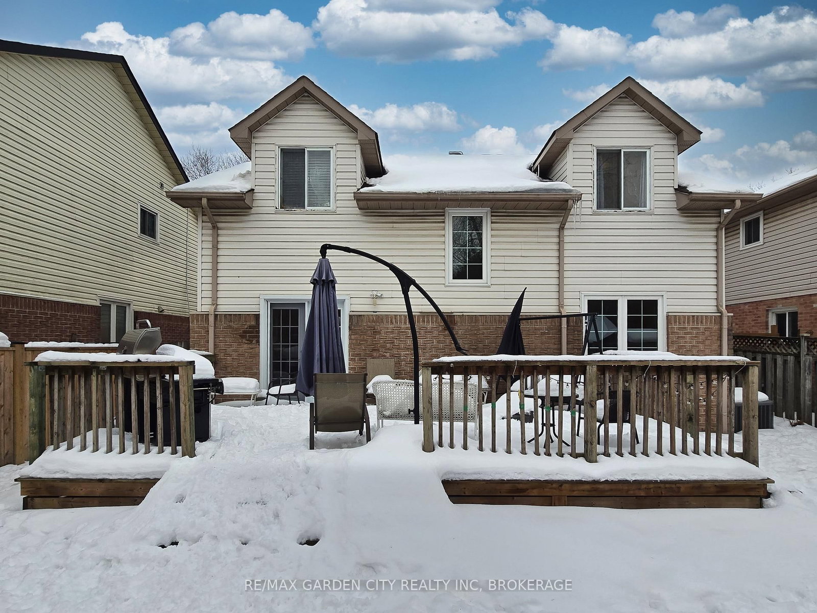 Detached House for sale at 51 Huntington Lane, St. Catharines, Ontario, L2S 3R5 - Grapeview - MLS: X12792640