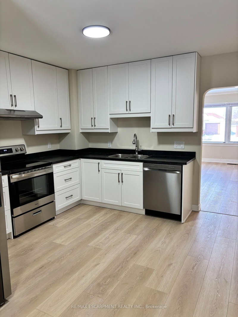 home for lease on Main-98 Brady Street