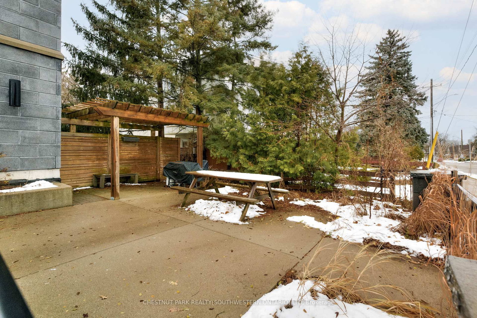 15 Devitt Avenue S, Unit 103 - Photo 26