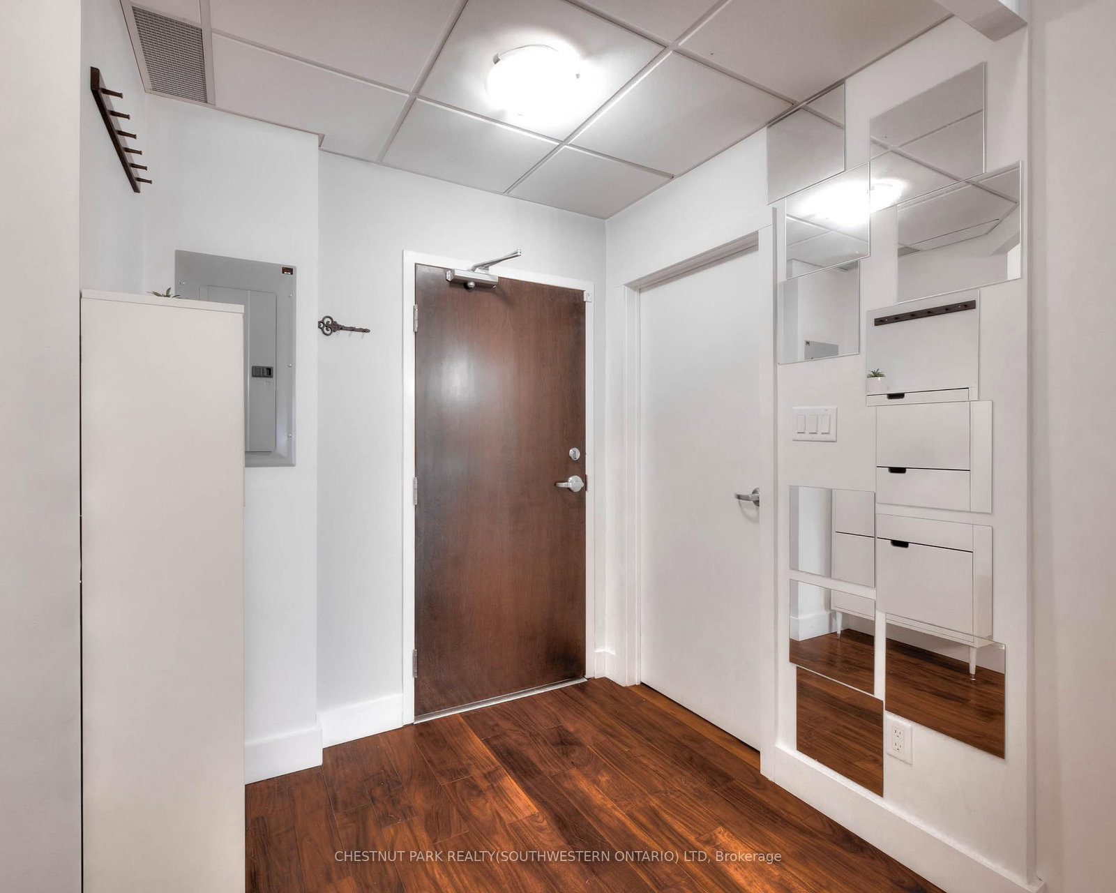 15 Devitt Avenue S, Unit 103 - Photo 3