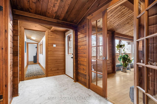 3826 Stonecrest Road