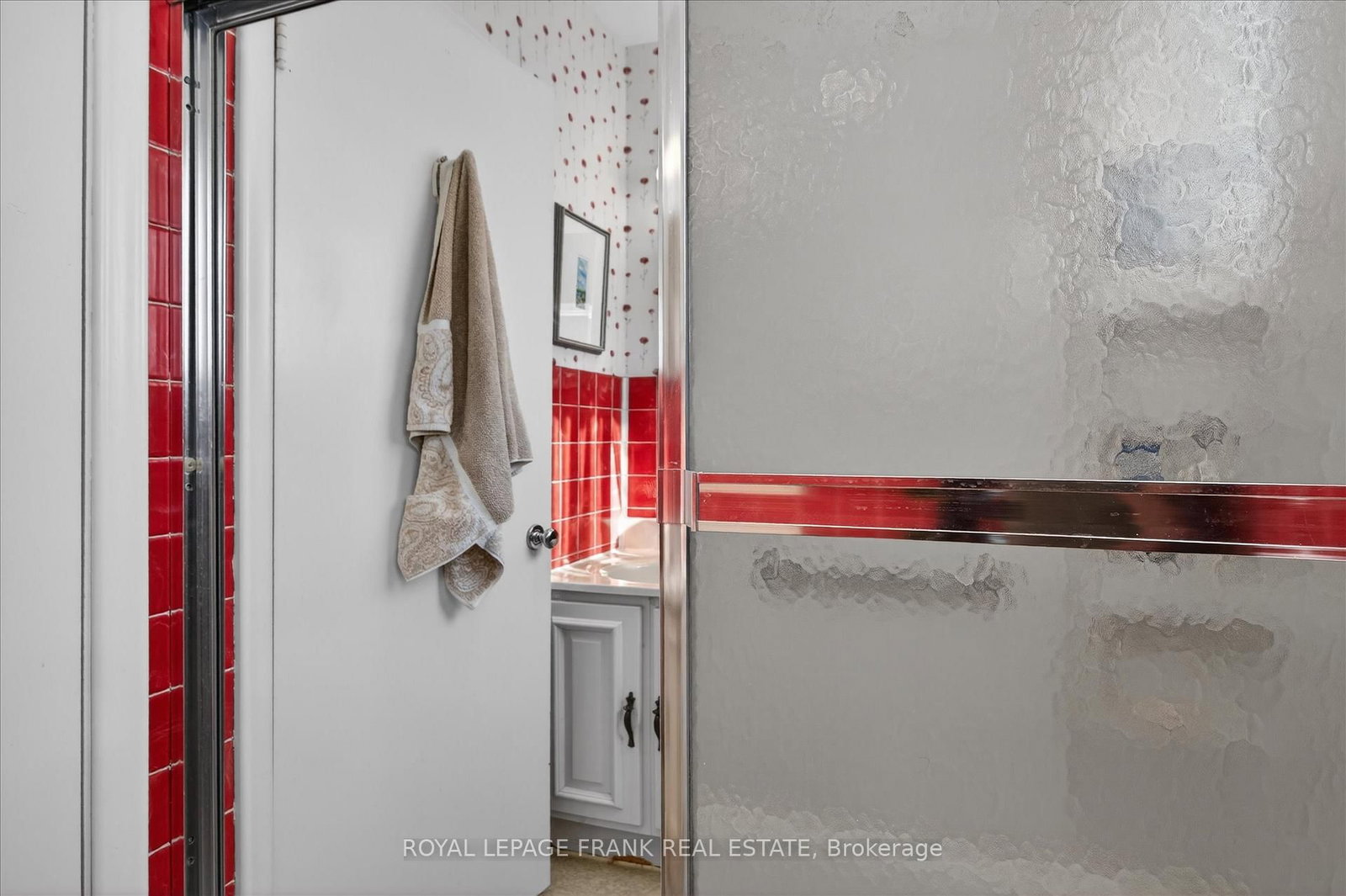 Detached House for sale at 797 Valleyview Drive, Peterborough, Ontario, K9J 6P9 - Monaghan Ward 2 - MLS: X12793310