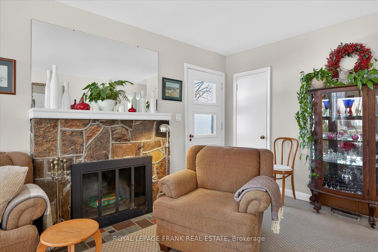 Detached House for sale at 797 Valleyview Drive, Peterborough, Ontario, K9J 6P9 - Monaghan Ward 2 - MLS: X12793310