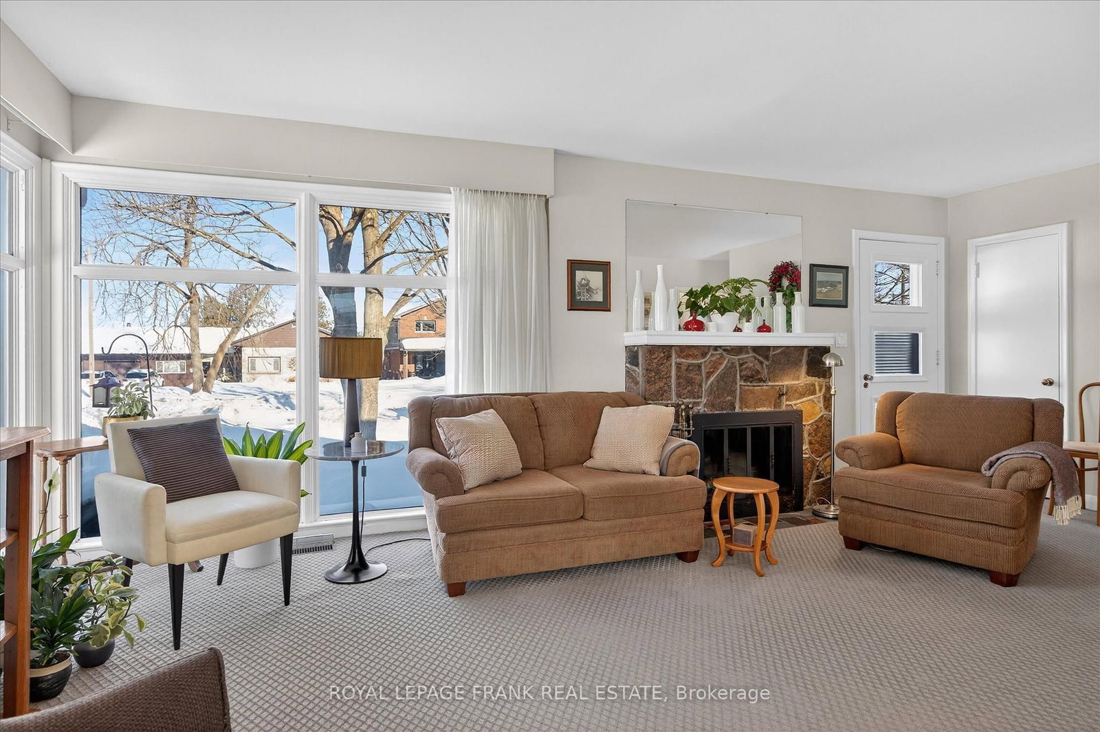 Detached House for sale at 797 Valleyview Drive, Peterborough, Ontario, K9J 6P9 - Monaghan Ward 2 - MLS: X12793310