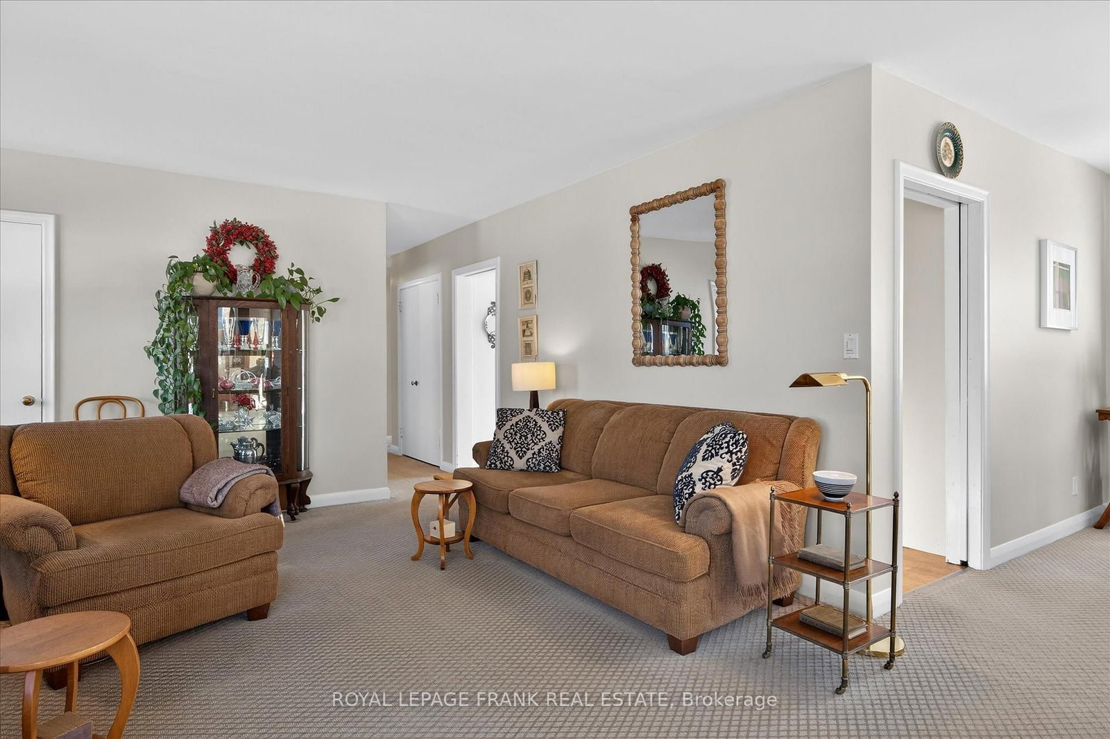 Detached House for sale at 797 Valleyview Drive, Peterborough, Ontario, K9J 6P9 - Monaghan Ward 2 - MLS: X12793310