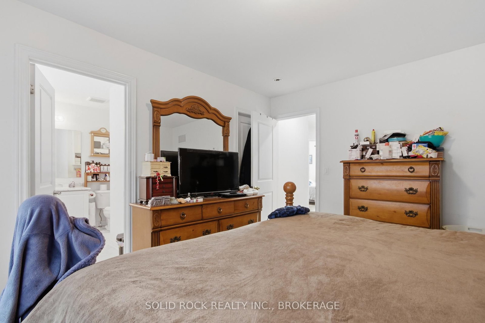 Detached House for sale at 37 Summer Breeze Drive, Quinte West, Ontario, K0K 1L0 - Murray Ward - MLS: X12793342