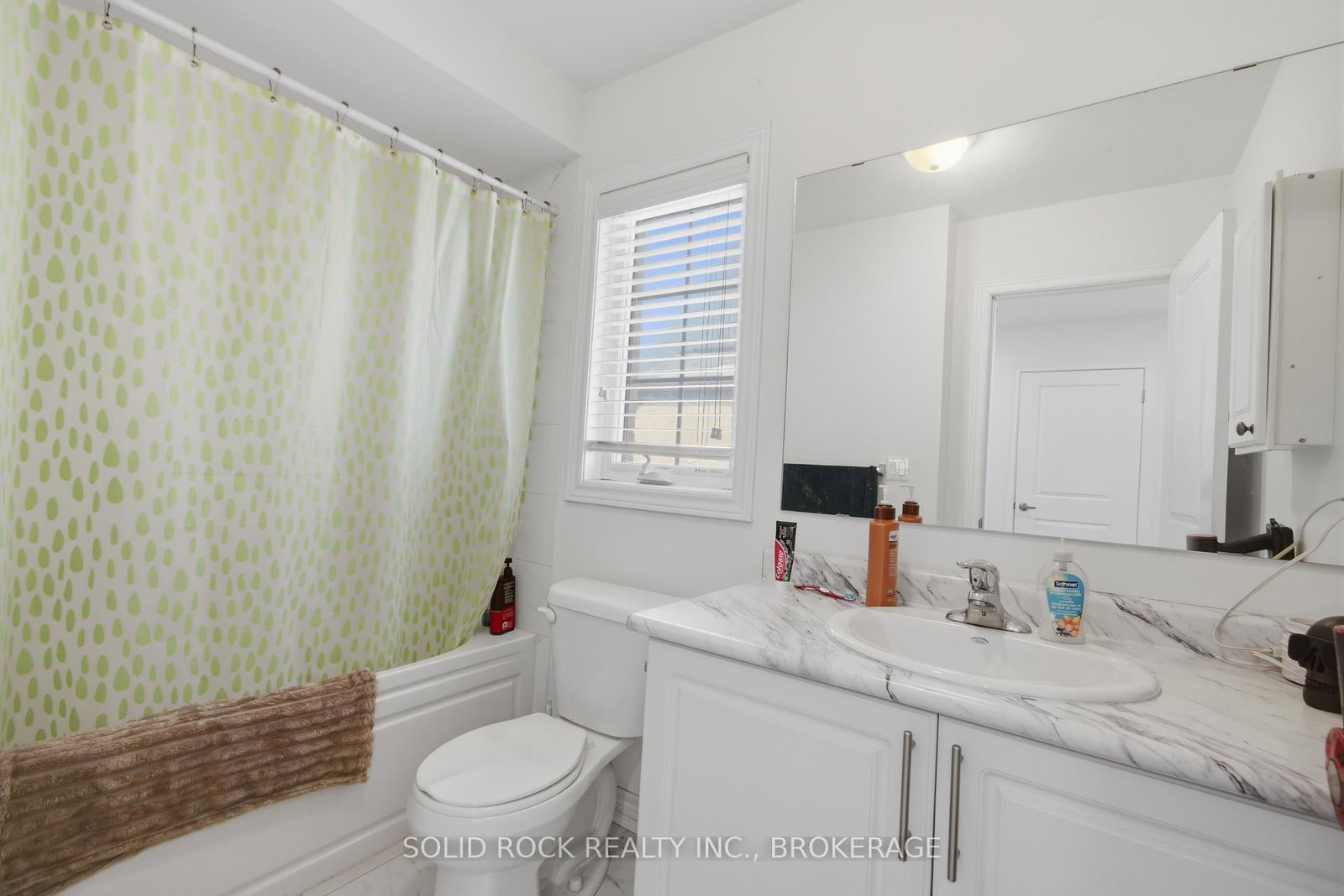 Detached House for sale at 37 Summer Breeze Drive, Quinte West, Ontario, K0K 1L0 - Murray Ward - MLS: X12793342