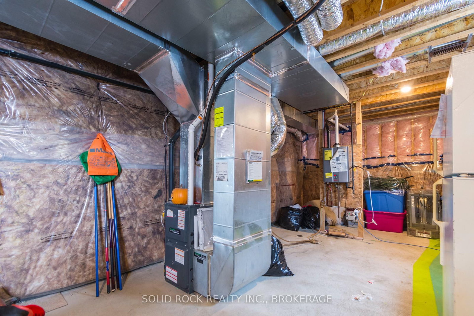 Detached House for sale at 37 Summer Breeze Drive, Quinte West, Ontario, K0K 1L0 - Murray Ward - MLS: X12793342