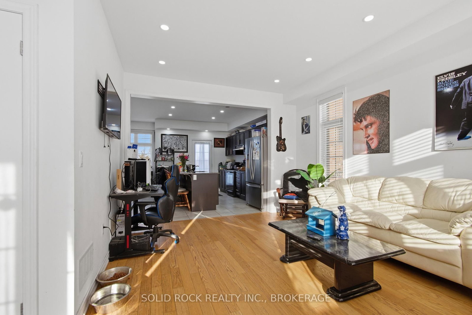 Detached House for sale at 37 Summer Breeze Drive, Quinte West, Ontario, K0K 1L0 - Murray Ward - MLS: X12793342