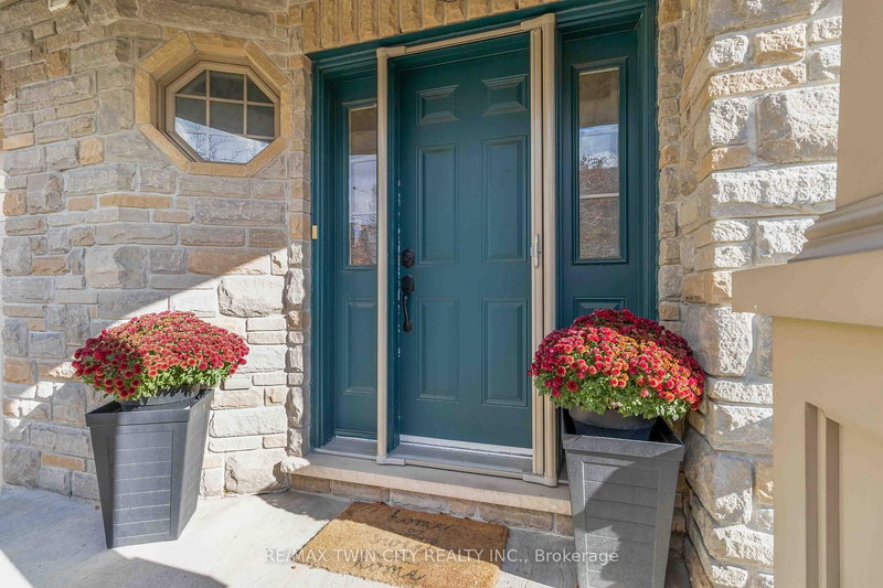 D2 - 12 Brantwood Park Rd, Brantford, N3P 1G2 | Image 2