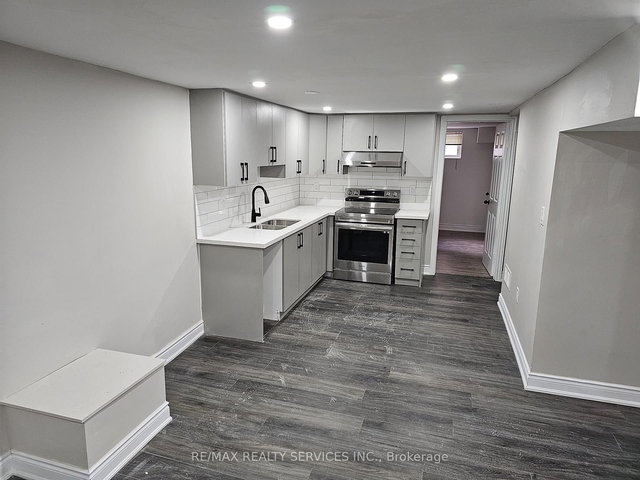 Lower - 1798 Trafalgar Street