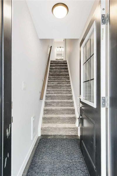 8B - 160 Rochefort St, Kitchener, N2R 1V5 | Image 3