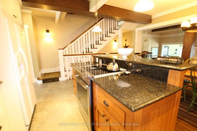 1020 Birch Glen Road • #V 7 W 6 • Lake of Bays, ON photo 8