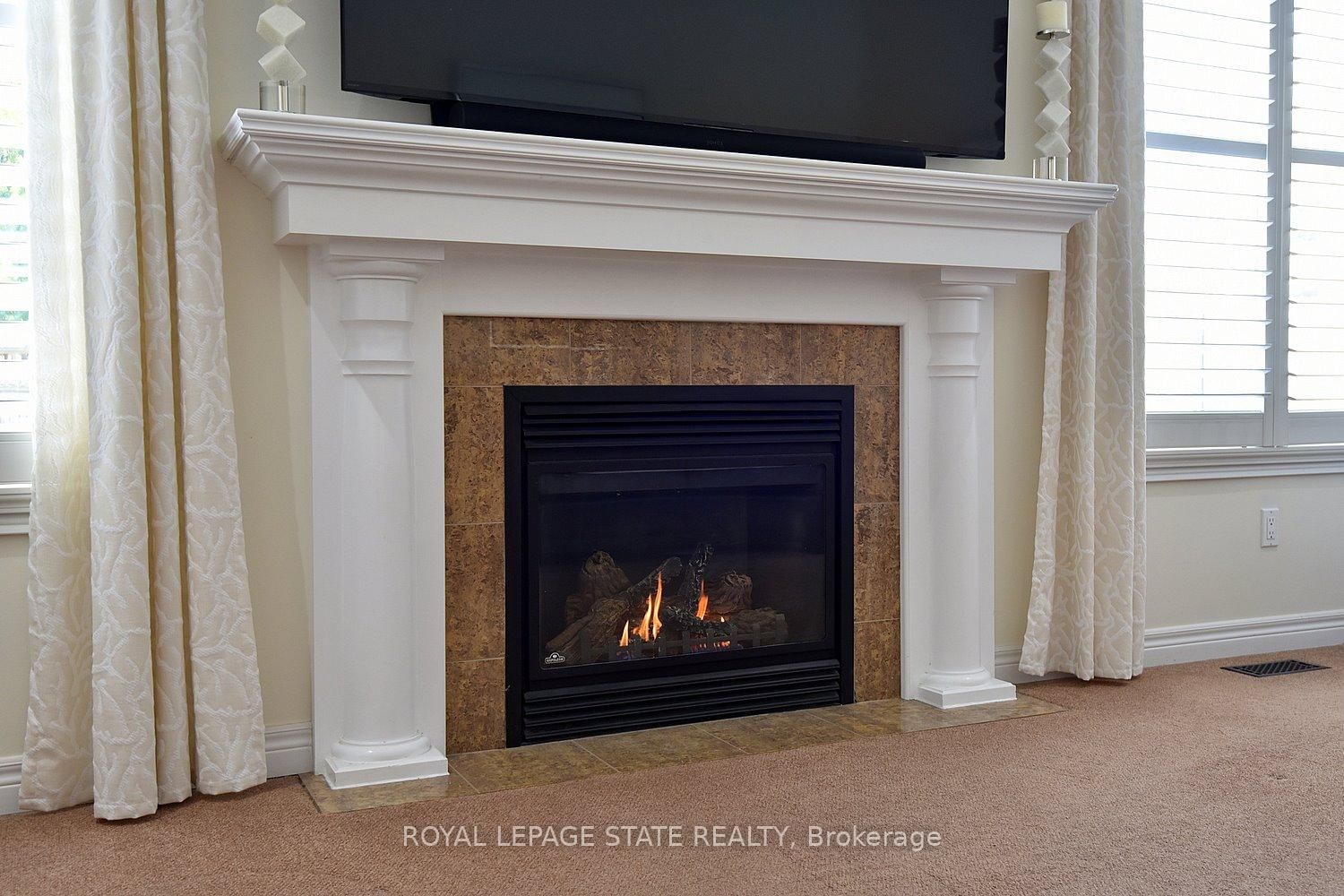 Detached House for sale at 12 Degrow Crescent, Hamilton, Ontario, L0R 1C0 - Rural Glanbrook - MLS: X12794304