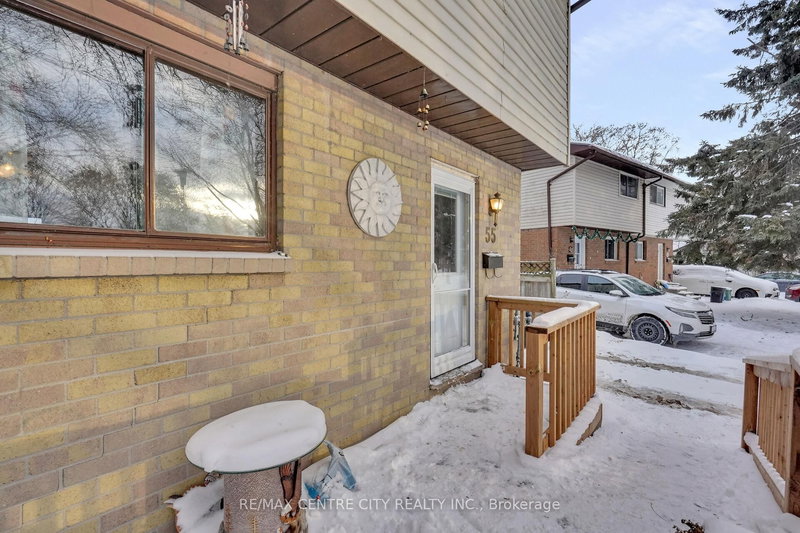 55 Mohegan Cres, London East, N5V 2X7 | Image 3