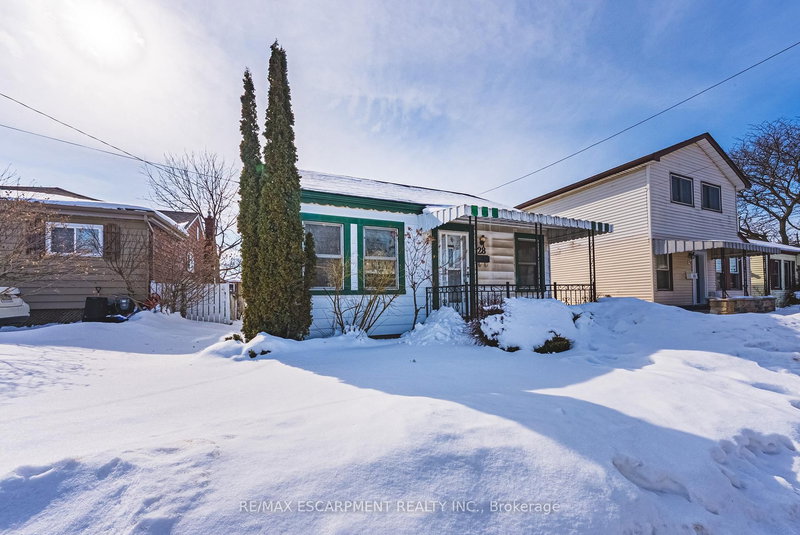 28 Munn St, Hamilton, L8V 1J9 | Image 2