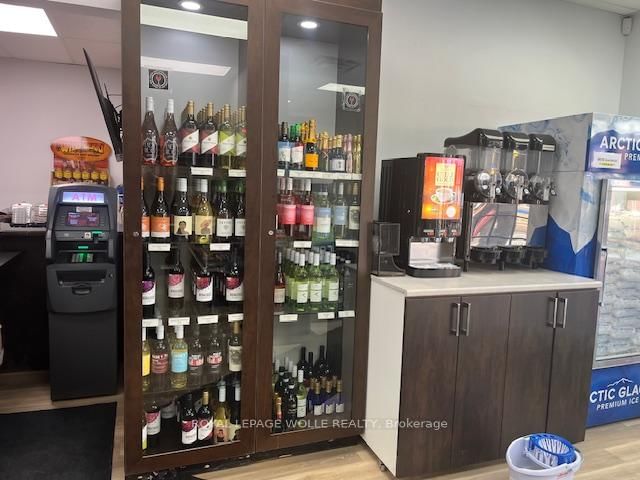 1400 Weber Street E - Photo 5