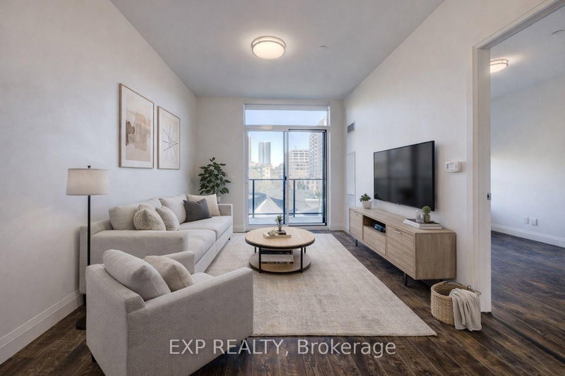 home for sale on 417-399 Queen Street S