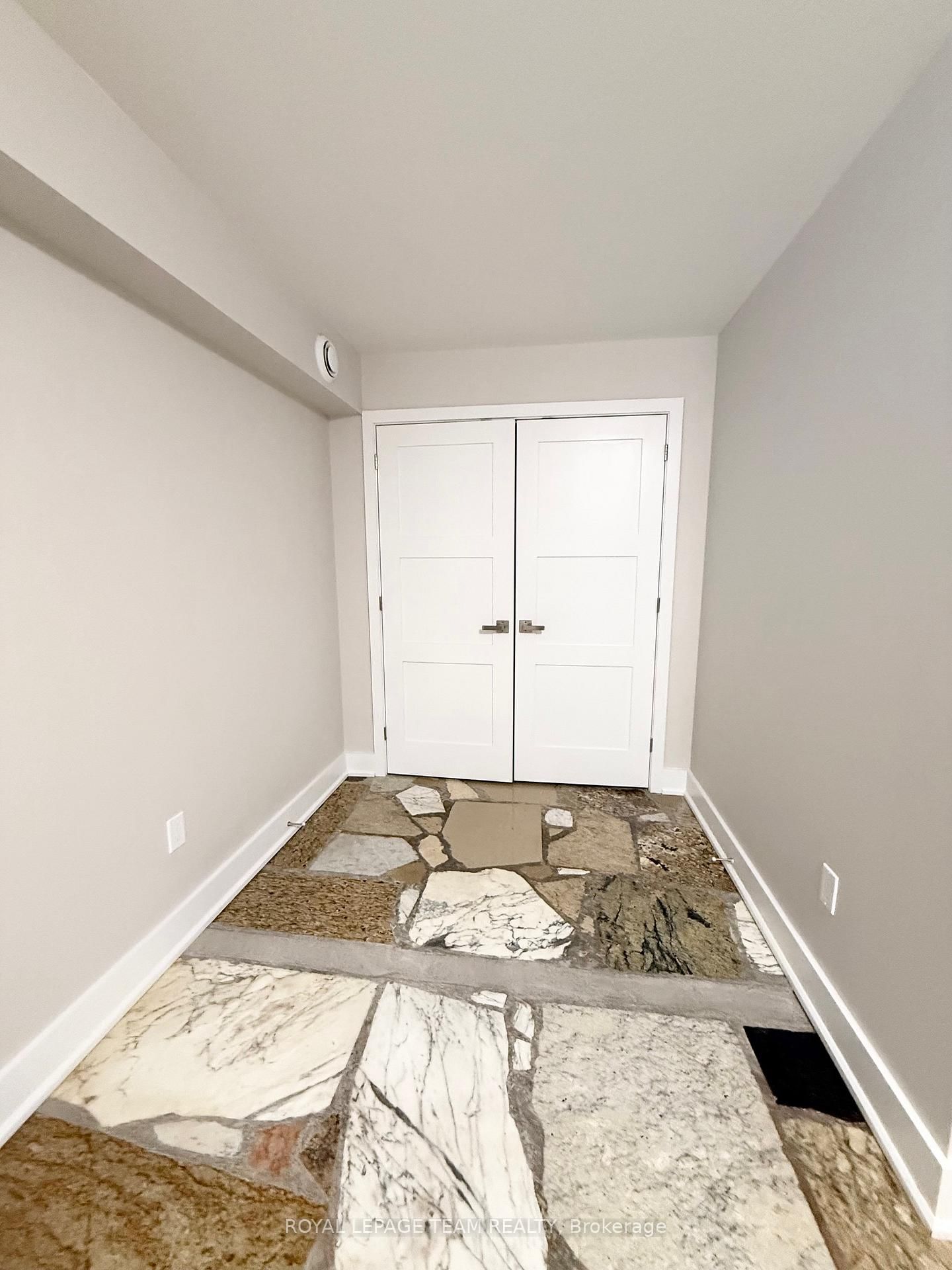 325 Cooper Street, Unit 15 A - Photo 15