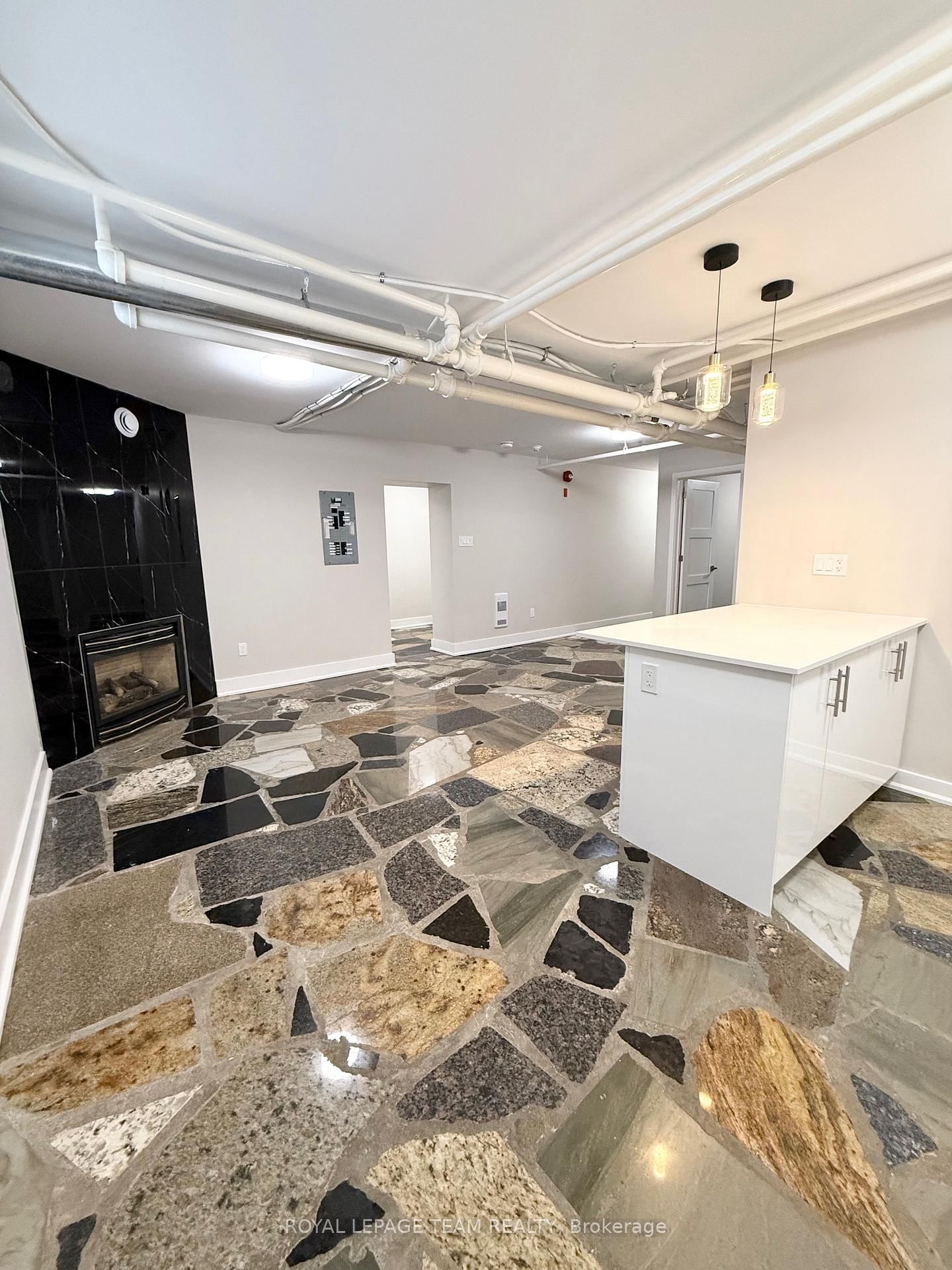 325 Cooper Street, Unit 15 A - Photo 4