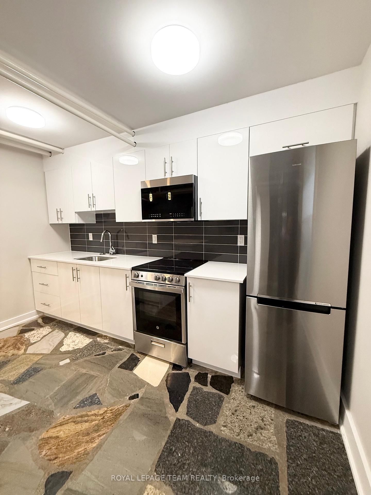 325 Cooper Street, Unit 15 A - Photo 8