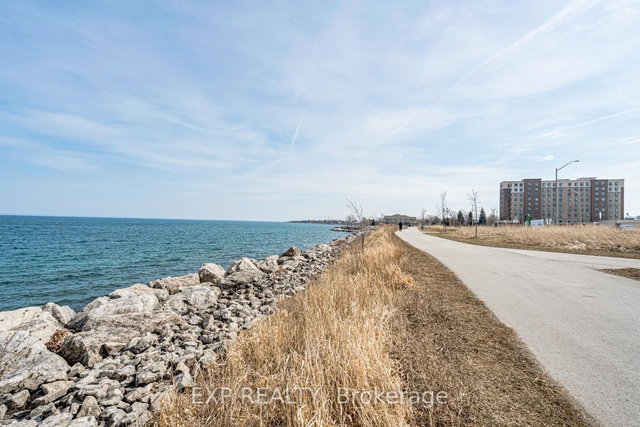 413 - 101 Shoreview Place